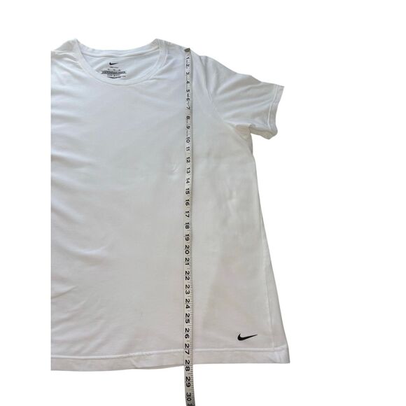 (2) Nike DriFit white cotton T-shirts - 2XL - Picture 4 of 5